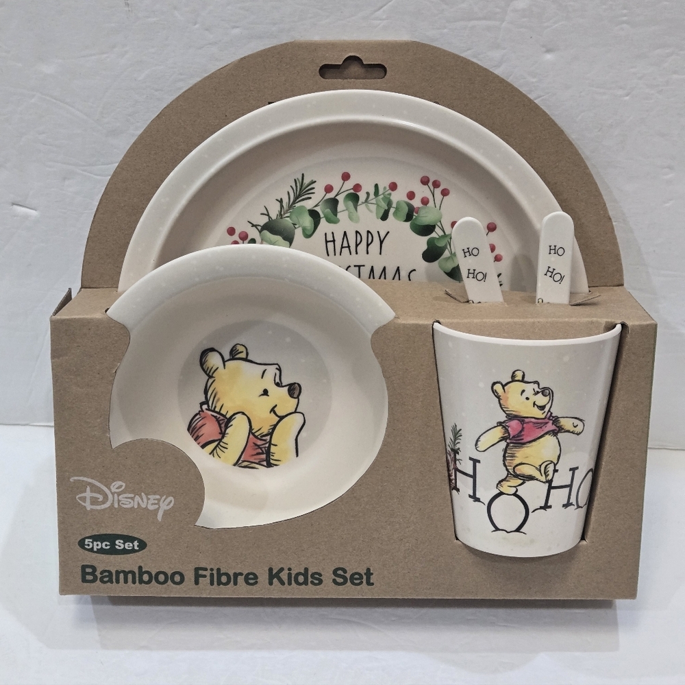 NEW Disney Winnie the Pooh Merry Christmas 5pc Bamboo Fiber Dinnerware Set